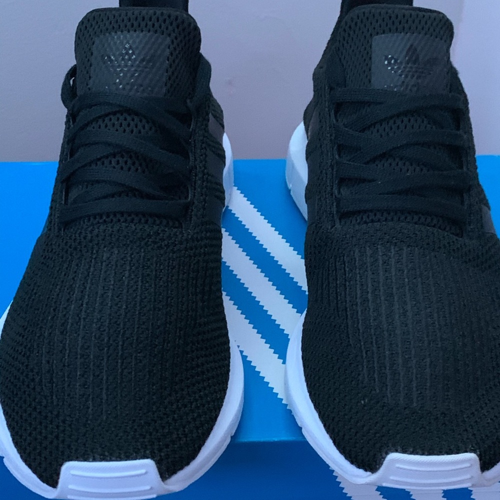 Adidas size:10.5